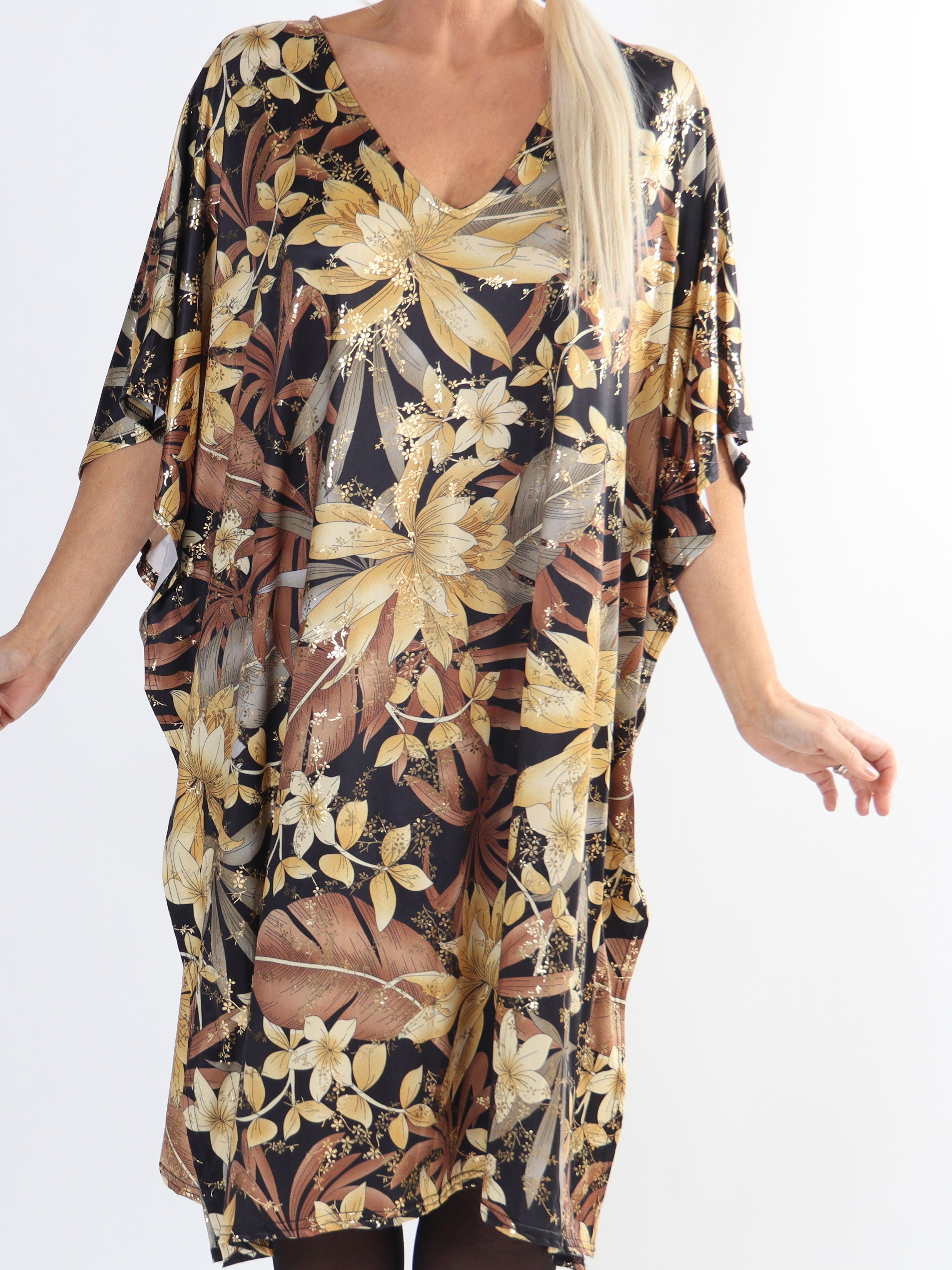 Azmina Flower - Plus size tunikakjole i løs pasform med blomsterprint